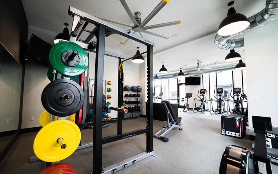 Free Parking Gym & Pool Downtown At Cityway Индианаполис Экстерьер фото